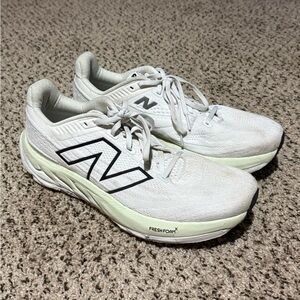 New Balance Vongo